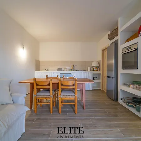 Guest house Luxury In Porto Rotondo Cugnana
