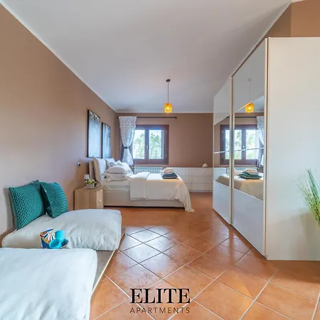 Guest house Luxury In Porto Rotondo Cugnana