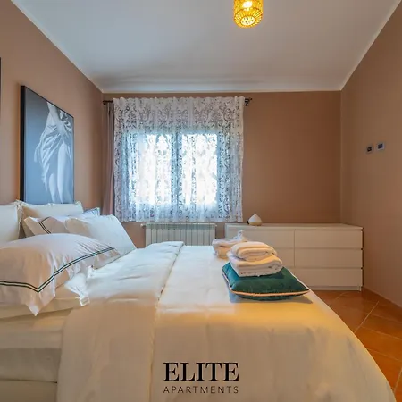 Luxury In Porto Rotondo Guest house *