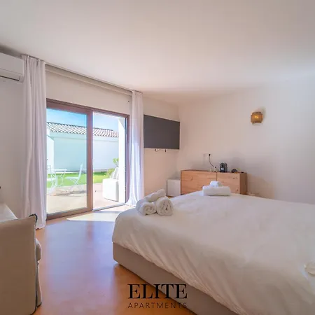 Luxury In Porto Rotondo Guest house