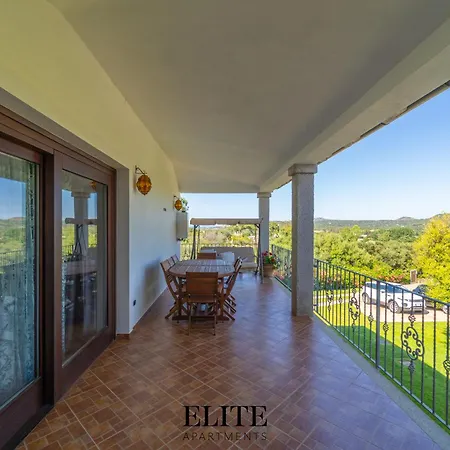 Luxury In Porto Rotondo Guest house *